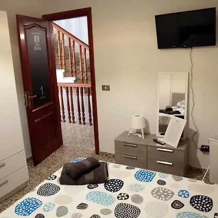 Amplia Casa 5 En Cruz Con Zona Trabajar * サンタクルスデテネリフェ