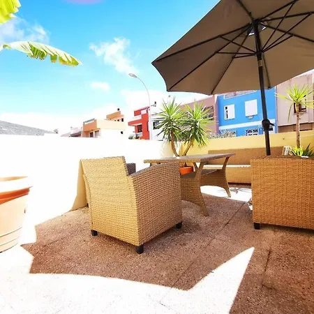 Amplia Casa 5 En Cruz Con Zona Trabajar * サンタクルスデテネリフェ