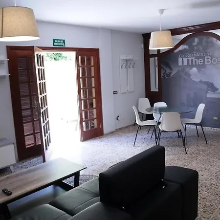 Amplia Casa 5 En Cruz Con Zona Trabajar 別荘 *