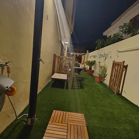 Amplia Casa 5 En Cruz Con Zona Trabajar サンタクルスデテネリフェ