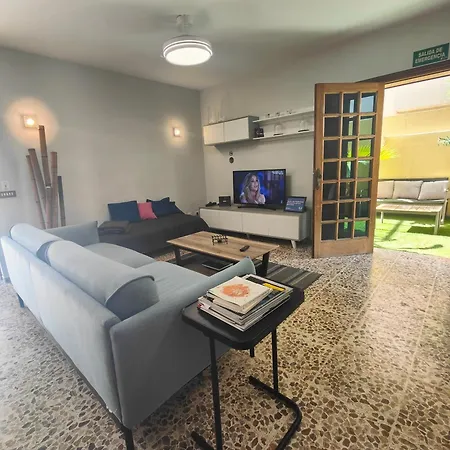 別荘 Amplia Casa 5 En Cruz Con Zona Trabajar *