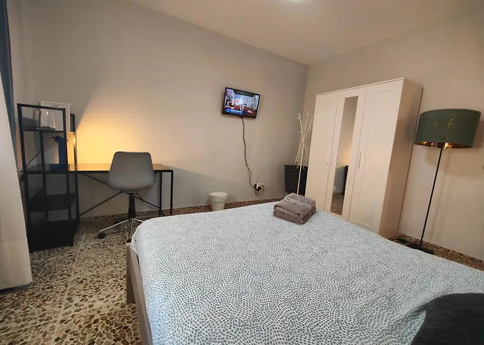 Amplia Casa 5 En Cruz Con Zona Trabajar Vakantiehuis Santa Cruz de Tenerife