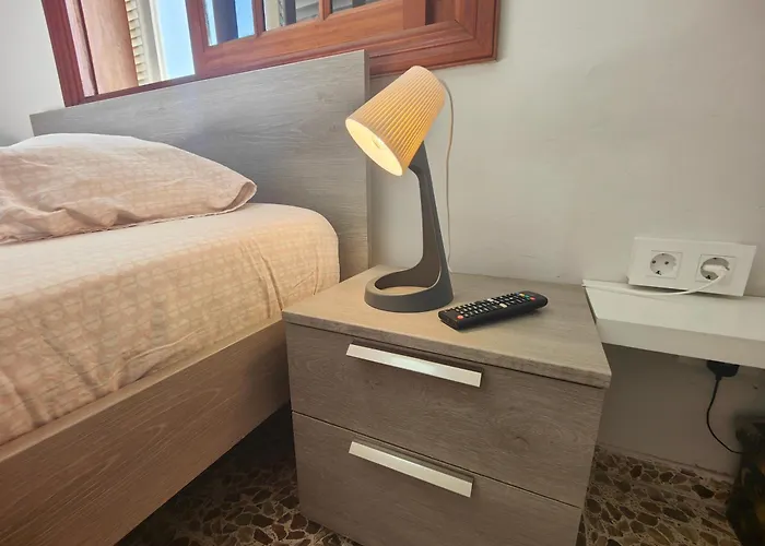 Amplia Casa 5 En Cruz Con Zona Trabajar Vakantiehuis Santa Cruz de Tenerife