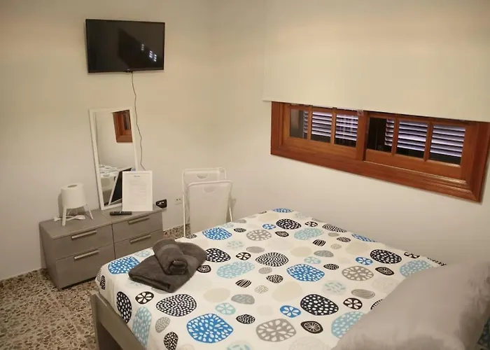 Amplia Casa 5 En Cruz Con Zona Trabajar Сasa de vacaciones Santa Cruz de Tenerife