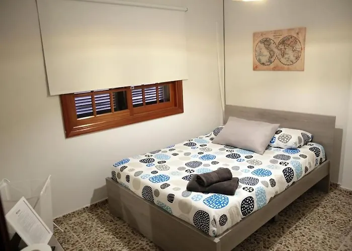 Amplia Casa 5 En Cruz Con Zona Trabajar